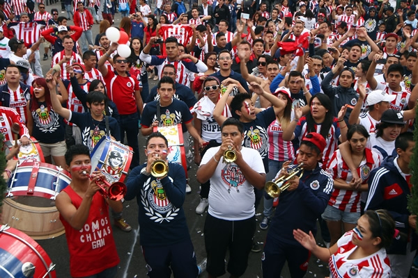 Tremenda fiesta organizó la afición rojiblanca.