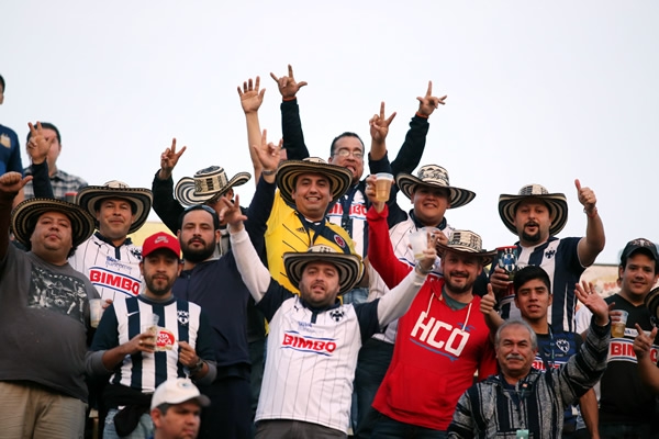 Tremendo ambiente pusieron los regios en el Tecnológico.