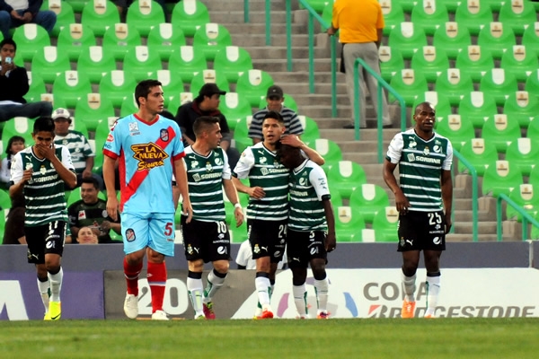 Un excelso disparo a pase de Darwin Quintero.