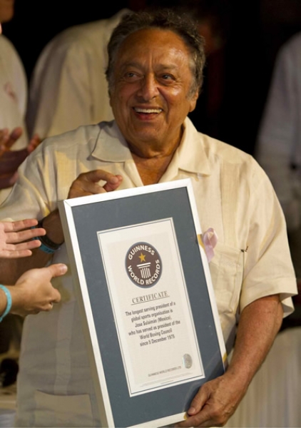 Un reconocimiento por su trayectoria en la Gala Boxística.