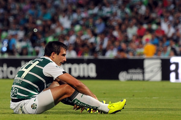 Una vez más, Santos no pudo vencer en casa.