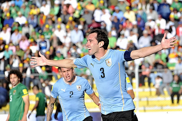 Triunfo Histórico De Uruguay En La Paz