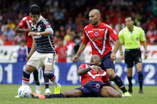 Veracruz reaccionó rápidamente ante los ataques de Chivas.