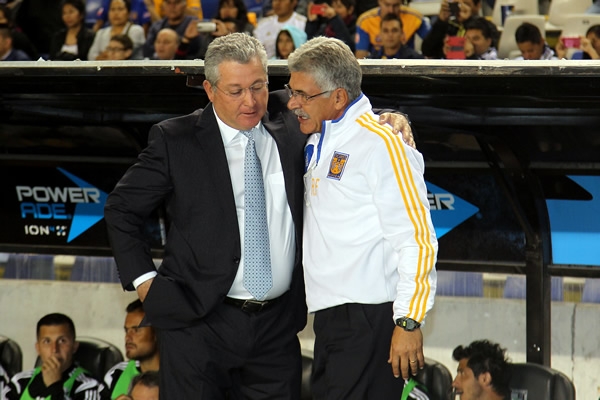 Vicetich le dio la bienvenida al Tuca.