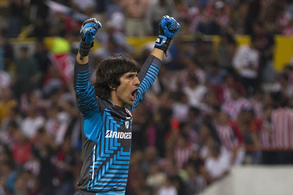 Vilar festejó con todo el gol del empate.