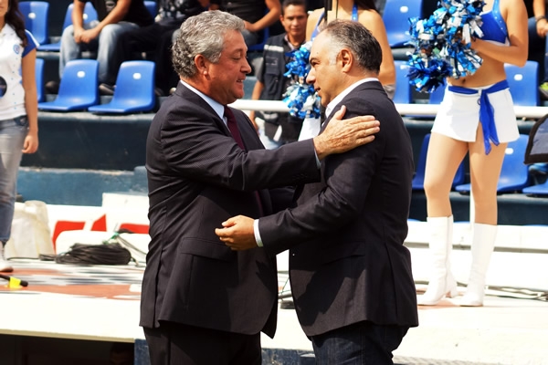 Vucetich y Vázquez debutan para el A2013 en el Azul.