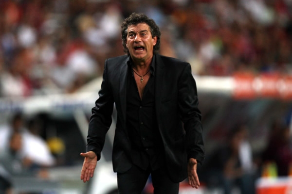 A Rubén Omar Romano no le funcionaron los cambios.