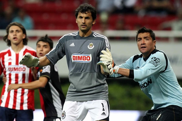 Al final, hasta Michel buscó el gol de la igualada.