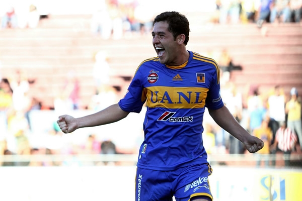 Al 63, Israel Jiménez hizo el gol del triunfo para Tigres.