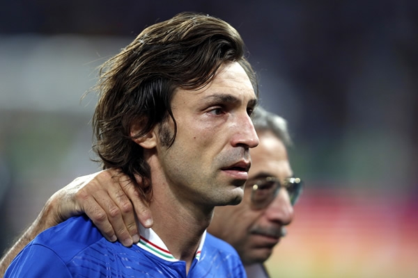 Andrea Pirlo ahora no fue factor para su equipo.