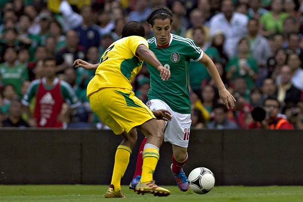 Andrés Guardado mostró sus cualidades técnicas.