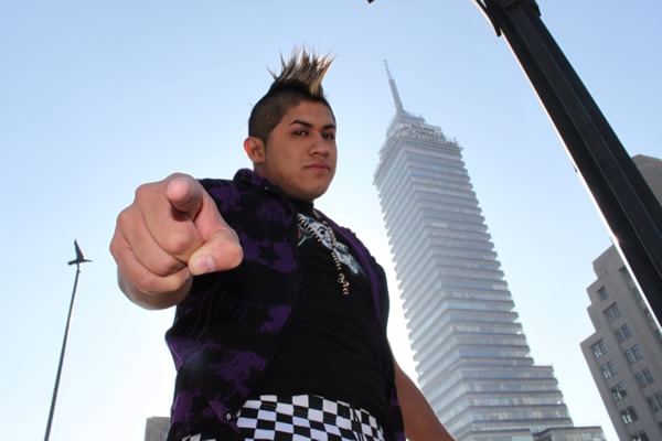 Apuesta pendiente entre Eterno y Demoledor.