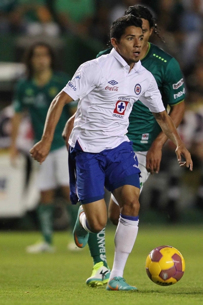 Aquino no pudo ante una feroz Fiera.