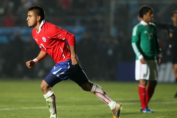 Arturo Vidal puso el de la victoria para Chile.
