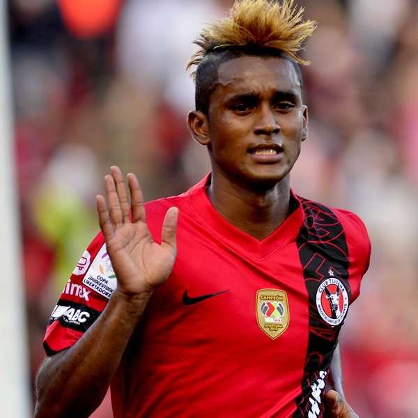 Así es, el segundo del Perro se hace presente en casa.