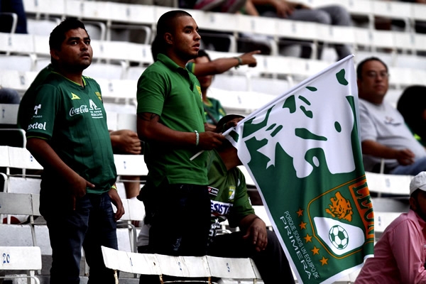 Aunque son pocos, rugen los apoyos en favor de la León.