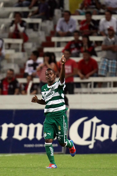 Carlos Darwin Quintero clavó el segundo gol de los visitantes.