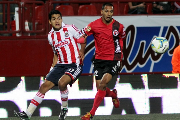 Castillo, los Xolos tiene garantía en la lateral izquierda.