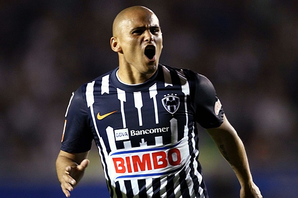 Celebración del gol anotado por el chileno Humberto Suazo.