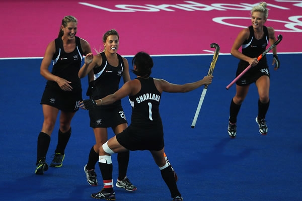 Chicas en Hockey sobre pasto