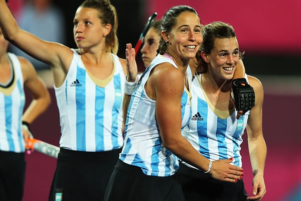 Chicas en Hockey sobre pasto