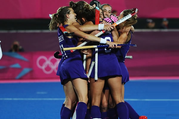 Chicas en Hockey sobre pasto