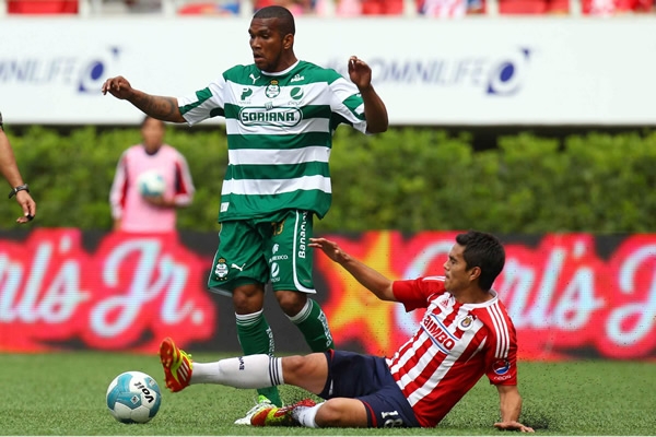 Chivas-Santos.