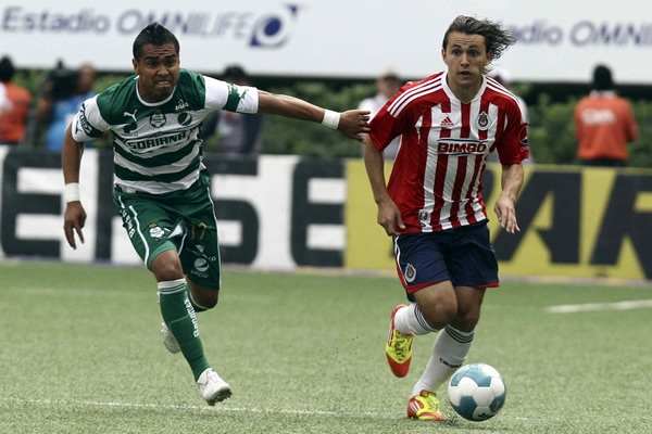 Chivas-Santos.