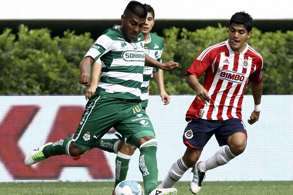 Chivas-Santos.
