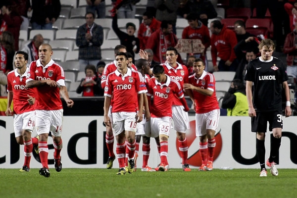 Con un 2-0, Benfica logró la victoria.