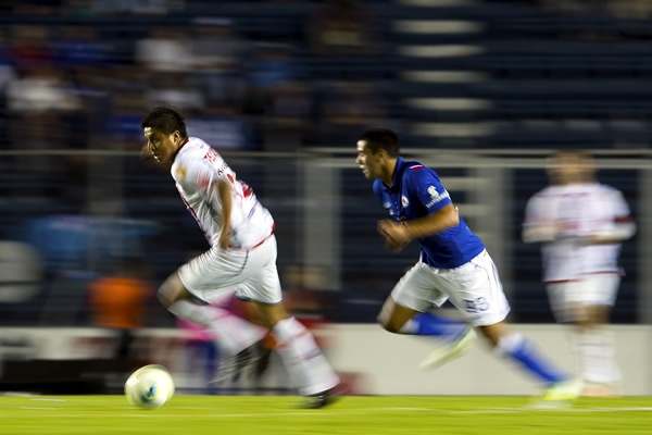 Cruz Azul-Lobos.