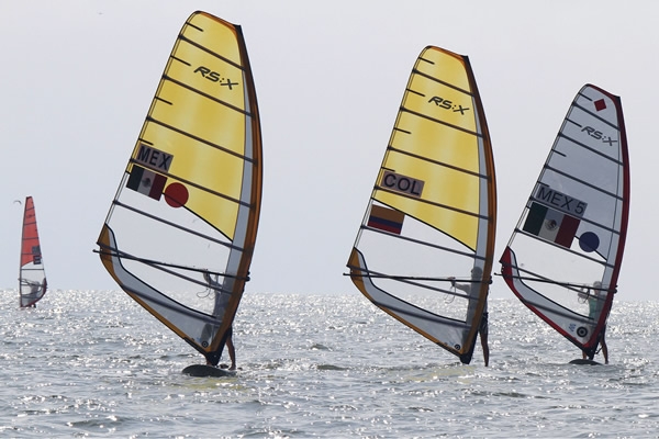 David Mier y Terán hizo su aparición en la vela.