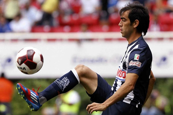 Delgado creando una jugada.