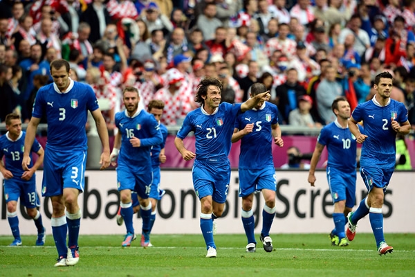 Después del golazo de Pirlo, los italianos ya ganaban 1-0 a Croacia.