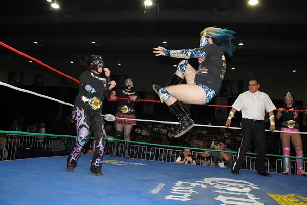 DTU se presentó en Lucha Libre: La Experiencia.