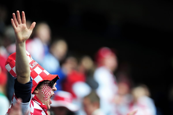 El ambiente de lo mejor entre los aficionados de ambas selecciones.