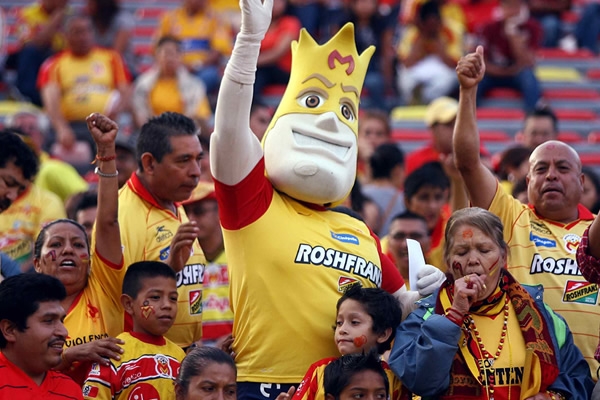 El apoyo fue incondicional para la monarquía para este juego.