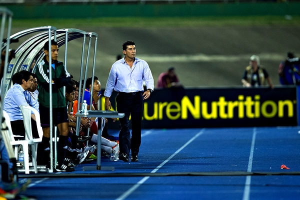 El Chepo nunca paró de dar indicaciones.
