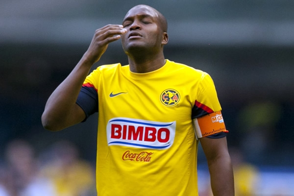 El colombiano no pudo marcar bien y sufre las consecuencias.