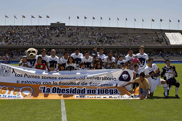 El cuadro universitario en su último juego como local en este torneo.