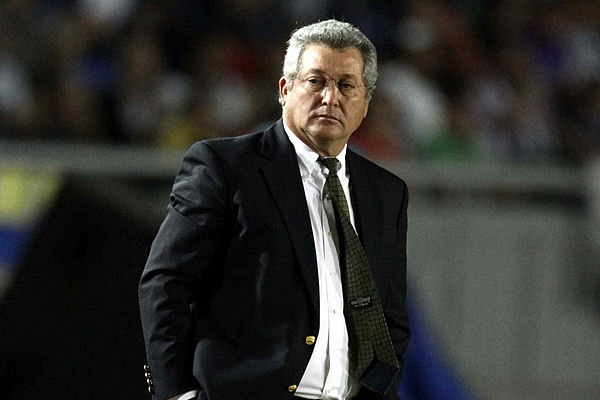 El Director Técnico del Monterrey, Vucetich.