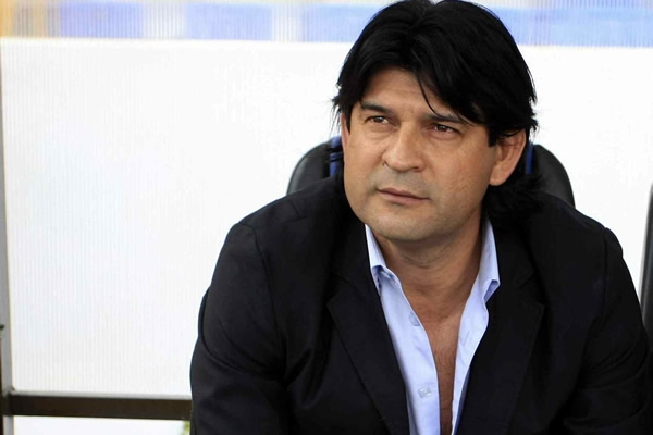 El DT debutante, José Saturnino Cardozo.