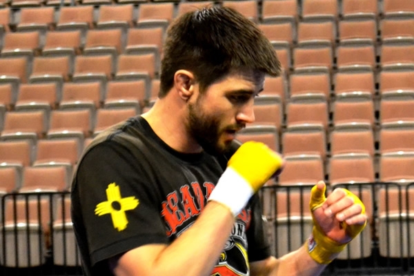 El entrnemaienrto del UFC 143.