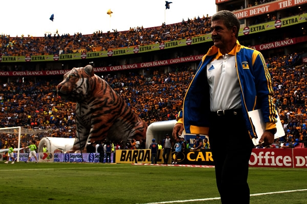 El feroz despaldo de su afición, el Tuca lo sabe.