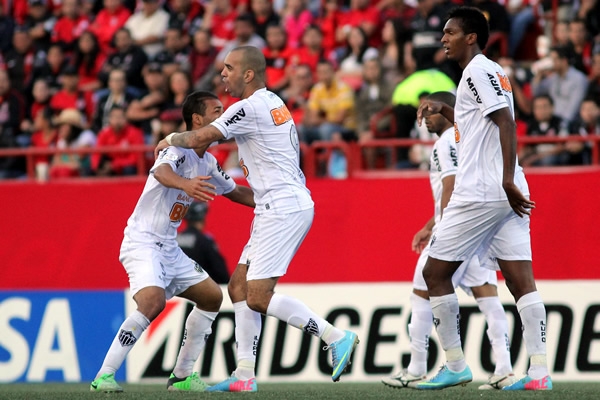El festejo de Tardelli que hace respirar a los brasileños.