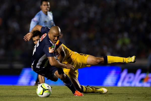 El motivo del gol, una falta de Molina.