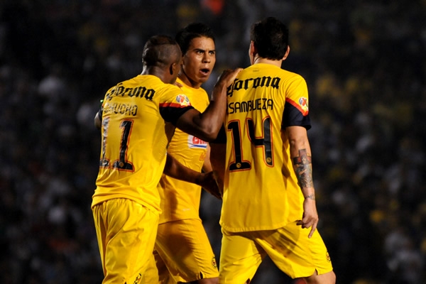 El partido se puso intenso en la parte complementaria.