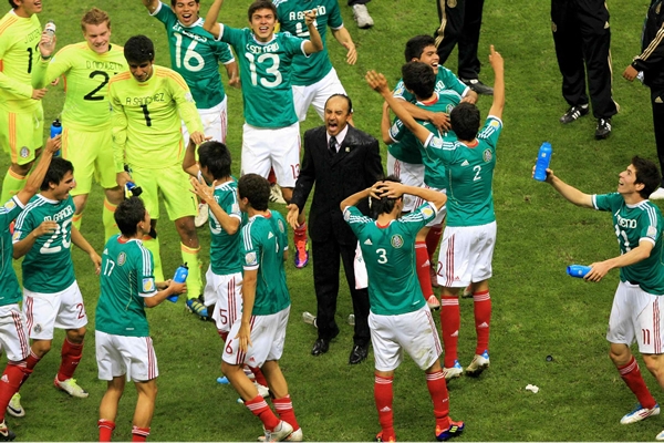 El Potro y sus muchachos