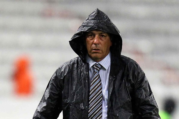 El técnico atlista, en busca de levantar a los Zorros.