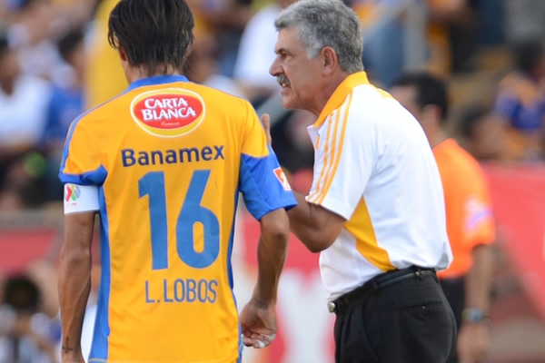 El Tuca se vio molesto por momentos.